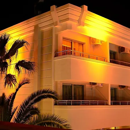 فندق مبيت وإفطار Banu Luxury 3*