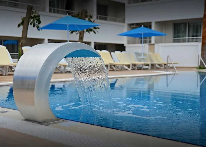 Banu Luxury Μαρμαρίς